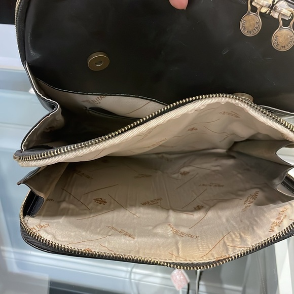 Time Resistance Backpack with golden/copper hardware - Picture 8 of 14